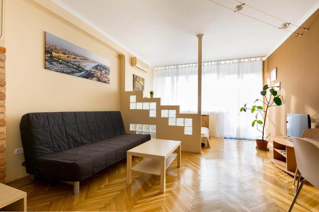 East Station Studios - Baross Home 1 & 2 Budapest Ngoại thất bức ảnh